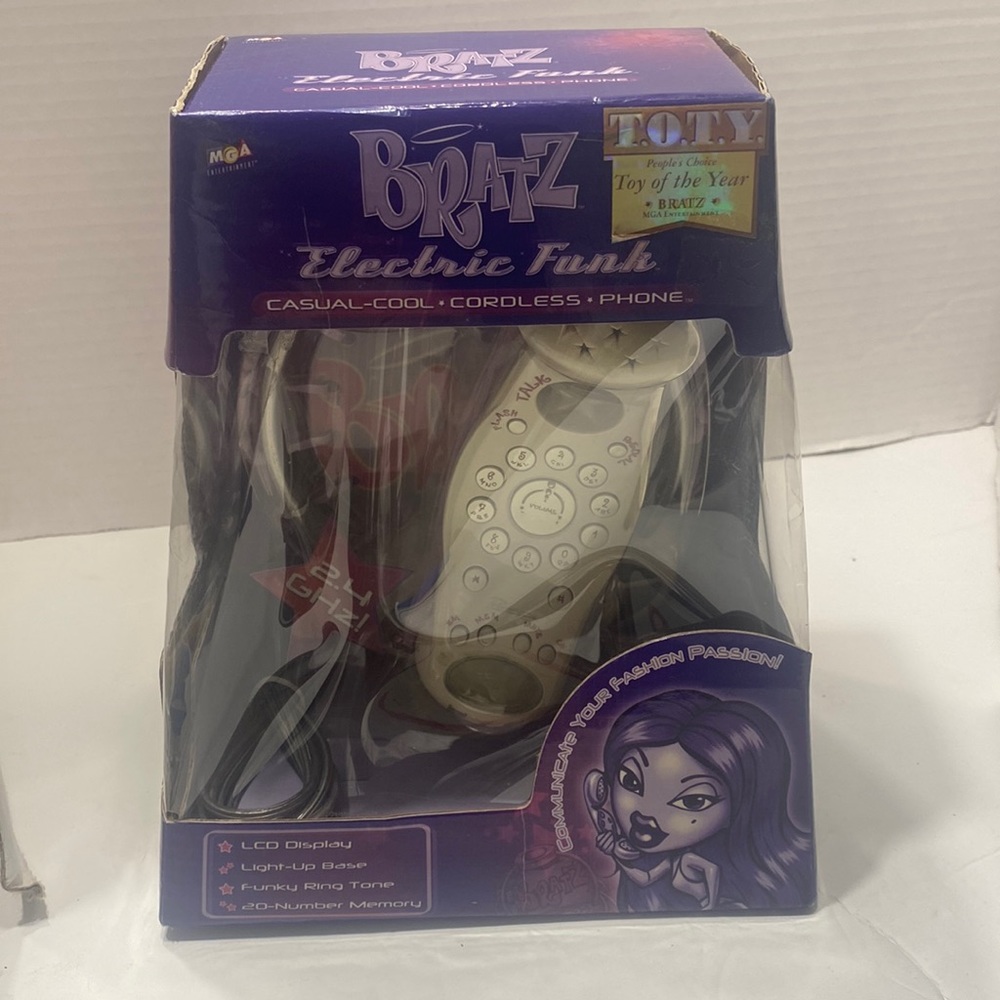 Attention all Bratz collectors Vintage Bratz Electric Funk Cordless Phone HTF
